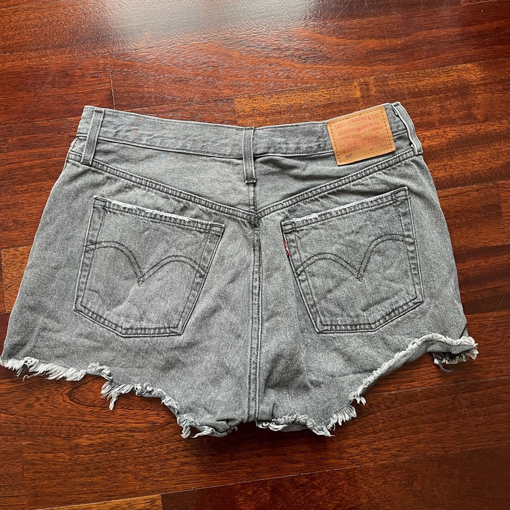 Black Levi’s 501